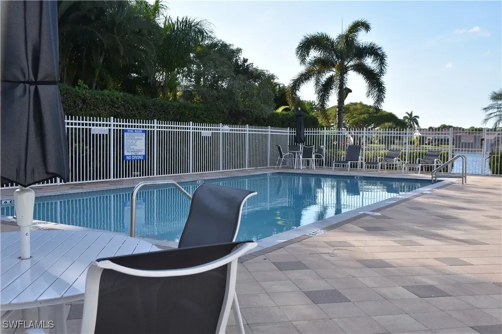 815 New Waterford Drive Naples FL 34104