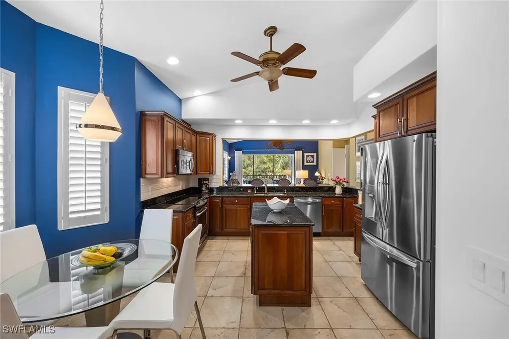 7841 Hawthorne Drive Naples FL 34113