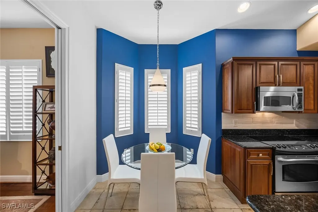 7841 Hawthorne Drive Naples FL 34113