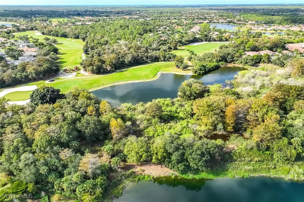 7841 Hawthorne Drive Naples FL 34113