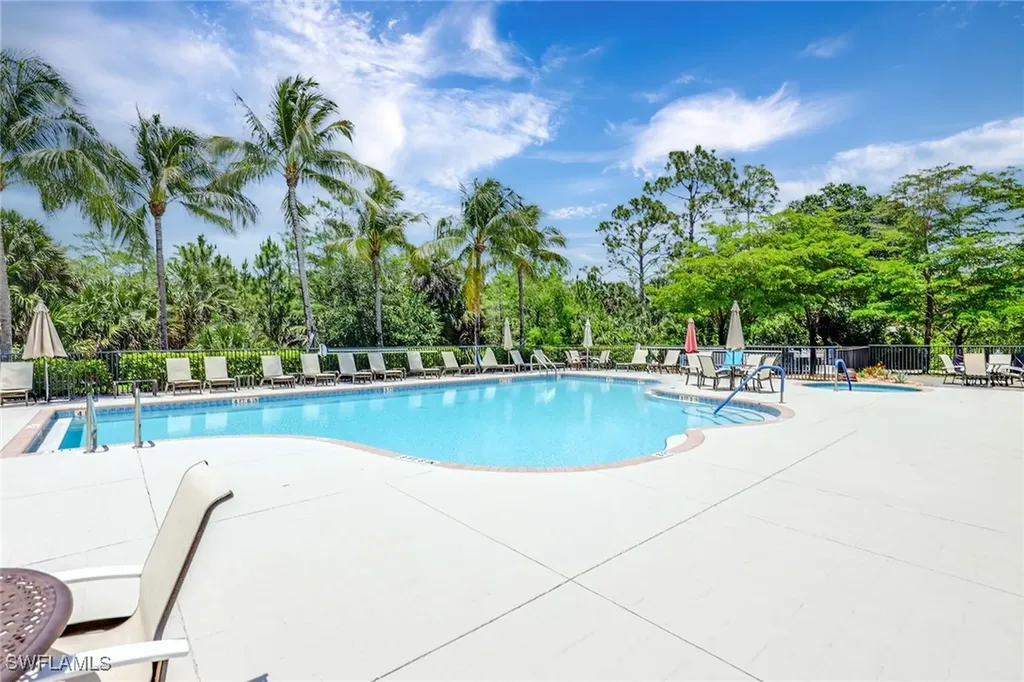 7841 Hawthorne Drive Naples FL 34113