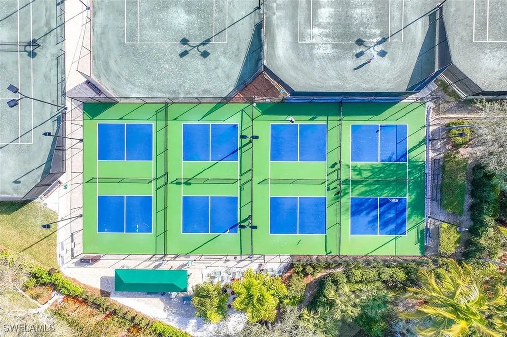 7841 Hawthorne Drive Naples FL 34113