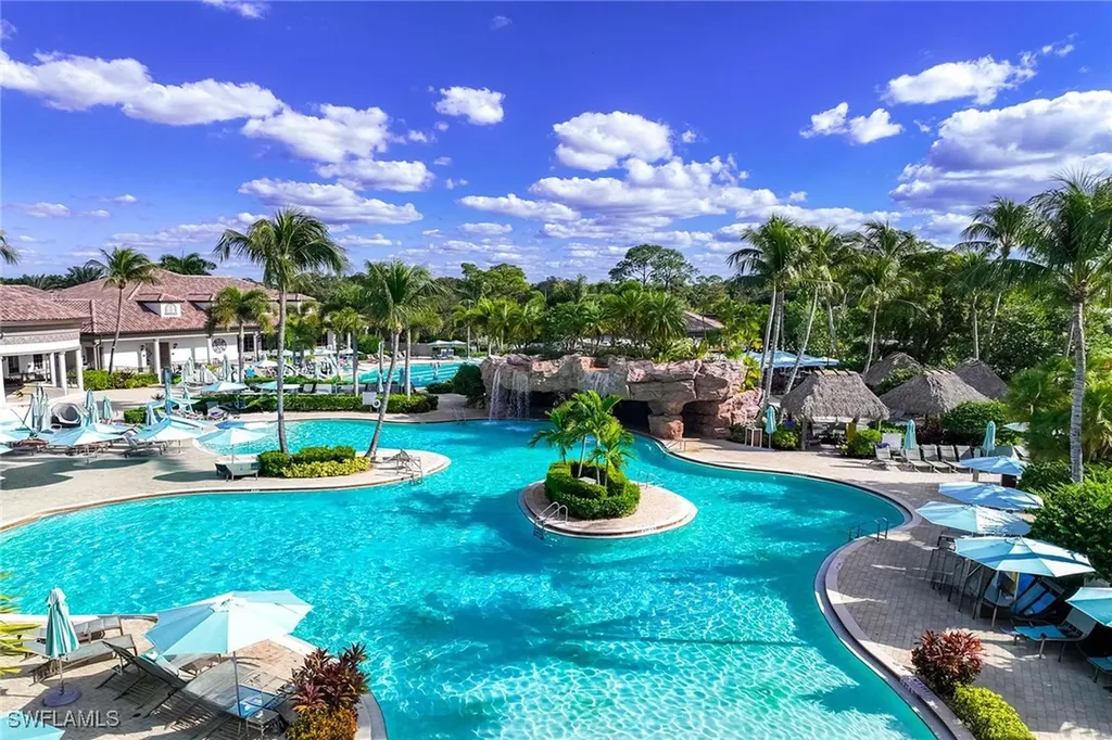 7841 Hawthorne Drive Naples FL 34113