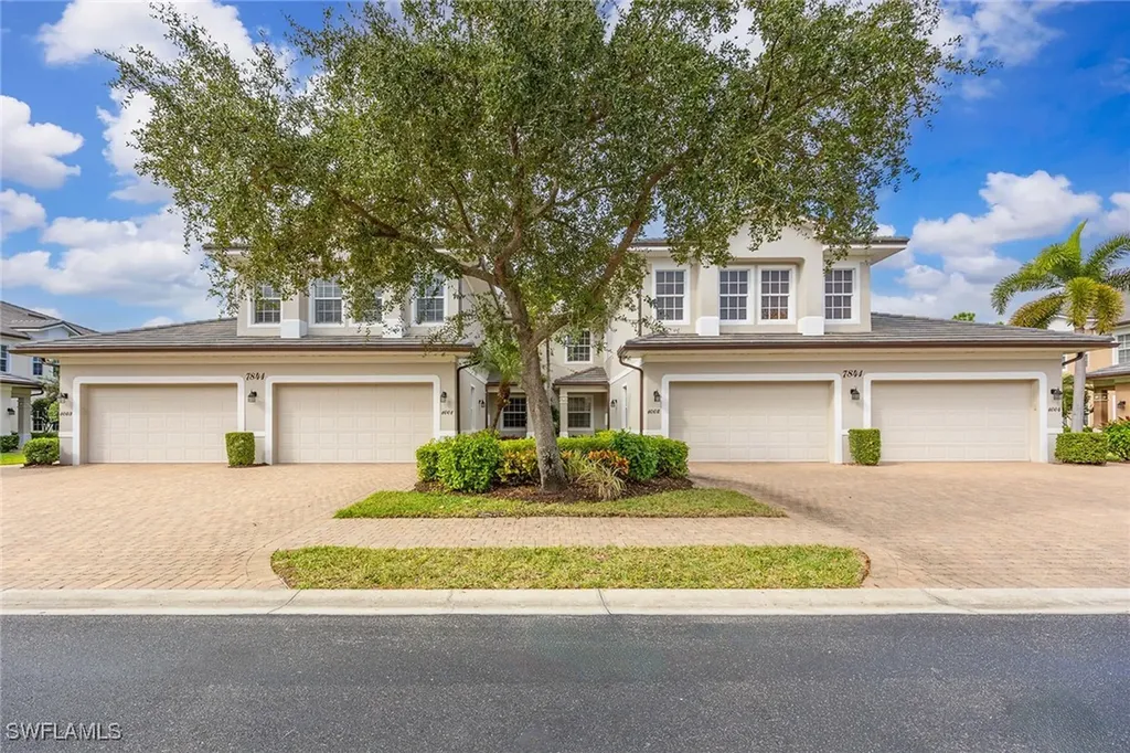 7841 Hawthorne Drive Naples FL 34113