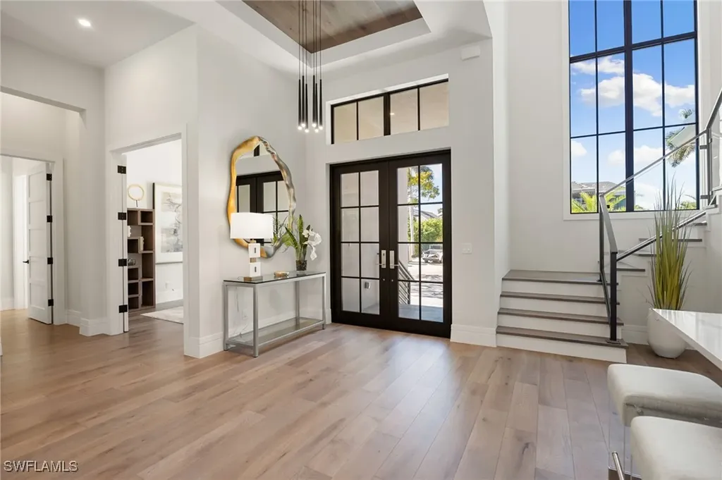 3540 Crayton Road Naples FL 34103