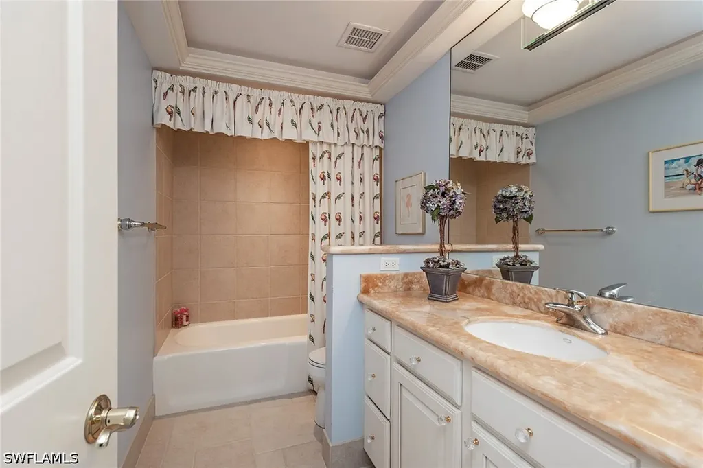 4301 Gulf Shore Boulevard N Naples FL 34103