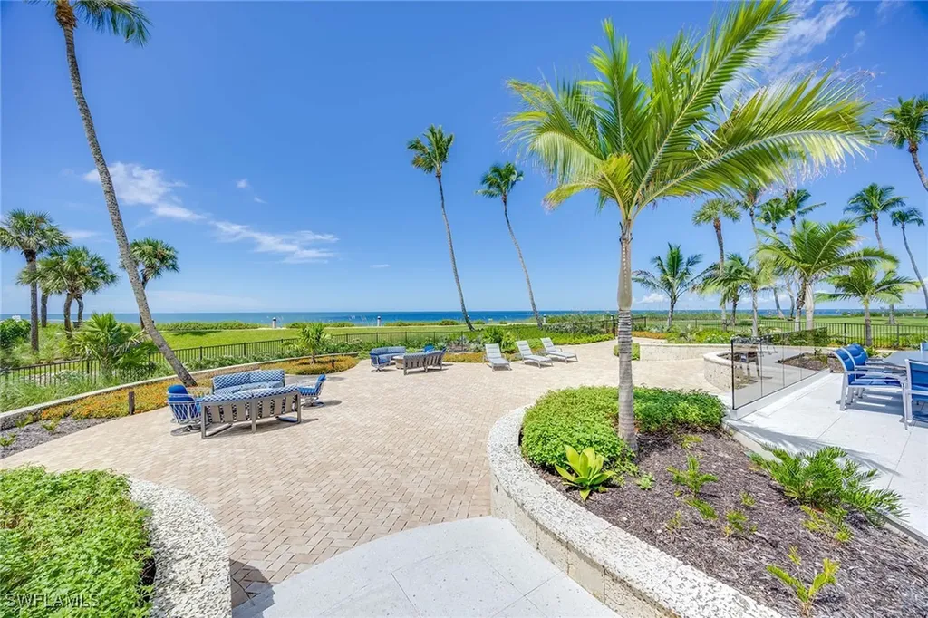 4301 Gulf Shore Boulevard N Naples FL 34103