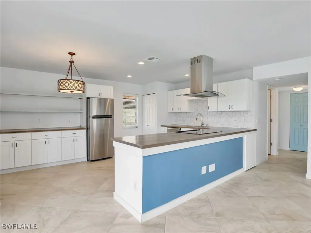 1400 Pompei Lane Naples FL 34103