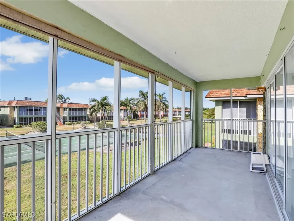 1400 Pompei Lane Naples FL 34103