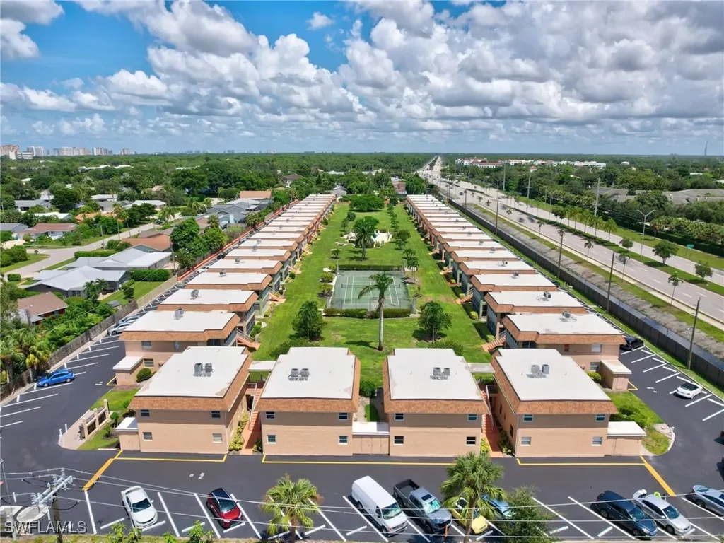 1400 Pompei Lane Naples FL 34103