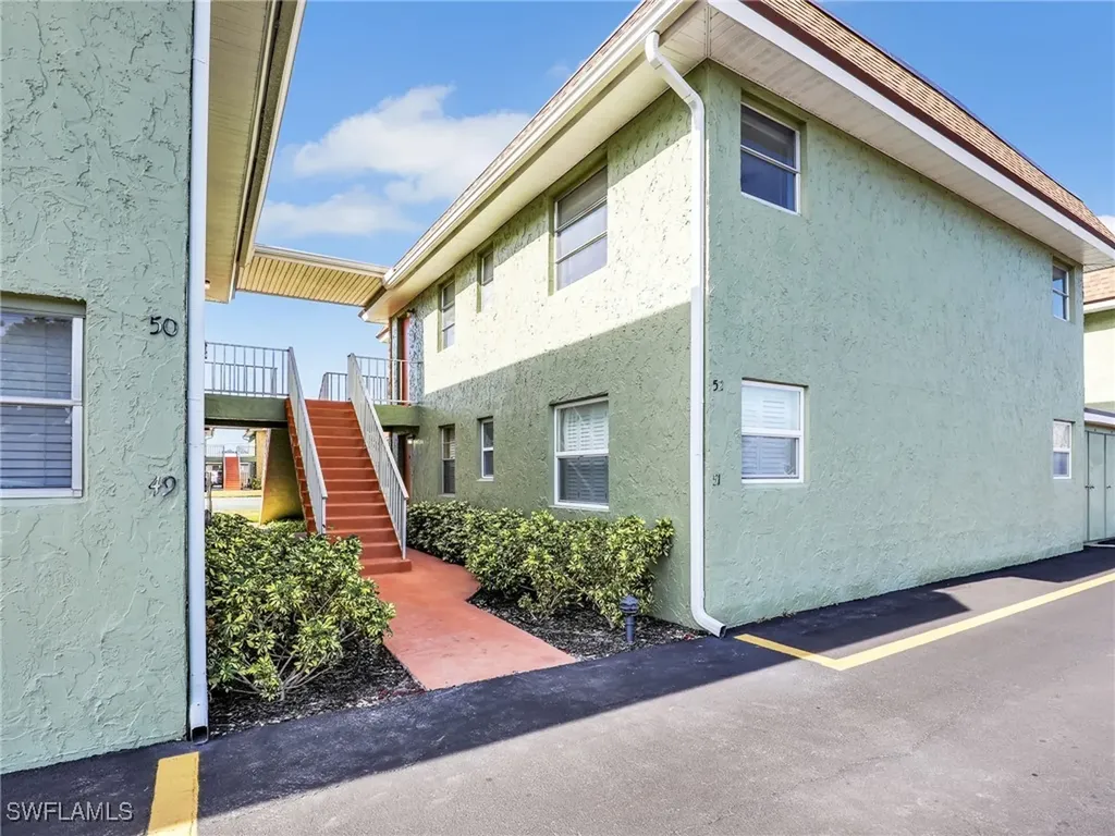 1400 Pompei Lane Naples FL 34103