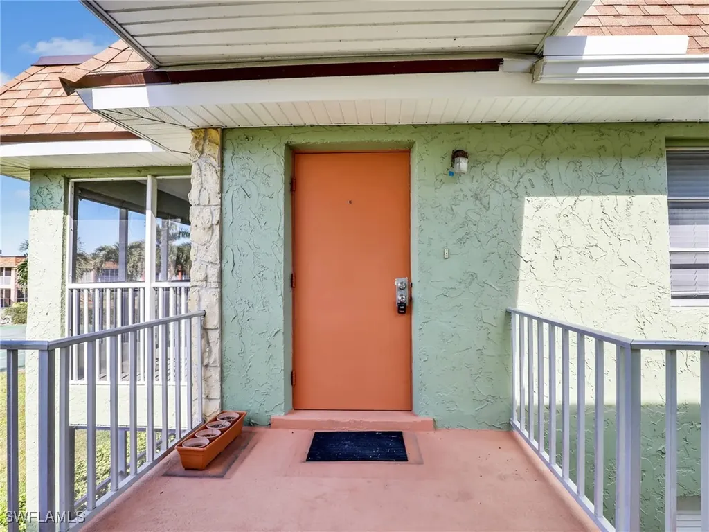 1400 Pompei Lane Naples FL 34103