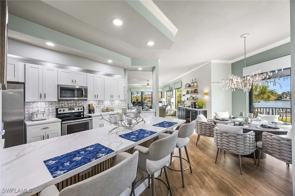 10620 Gulf Shore Drive Naples FL 34108