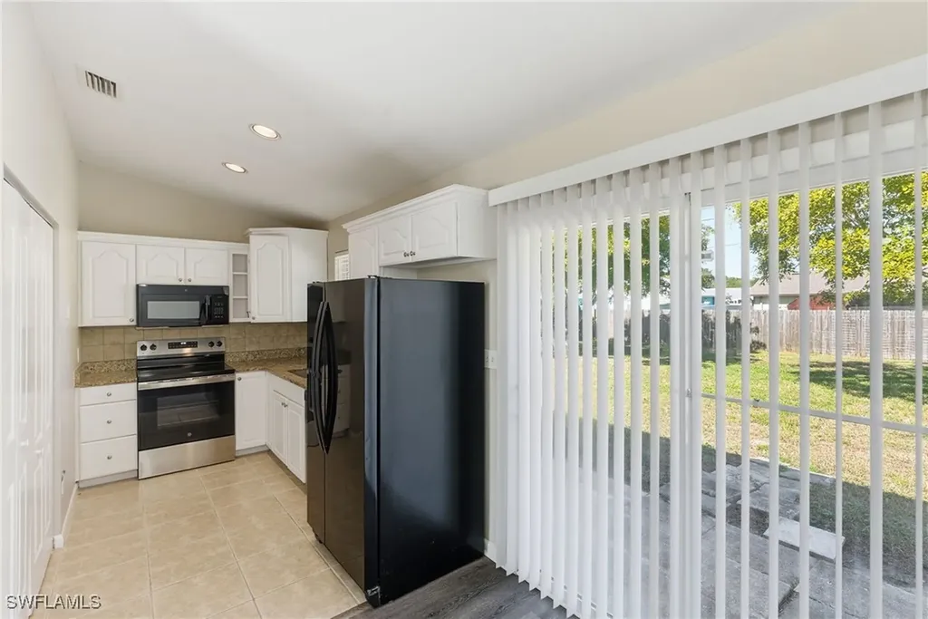 5283 17th Place SW Naples FL 34116