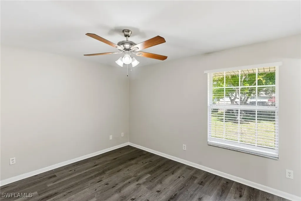 5283 17th Place SW Naples FL 34116