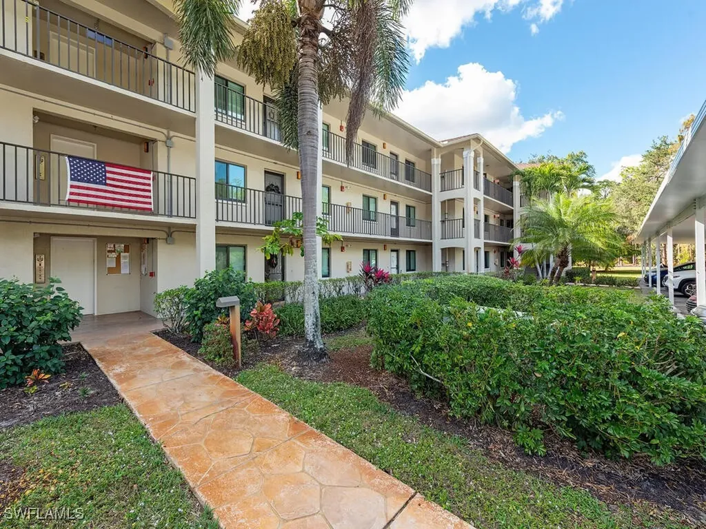 5776 Deauville Circle Naples FL 34112