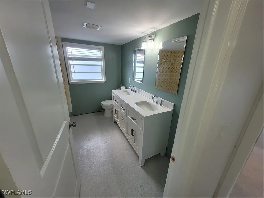 10131 Main Drive Bonita Springs FL 34135