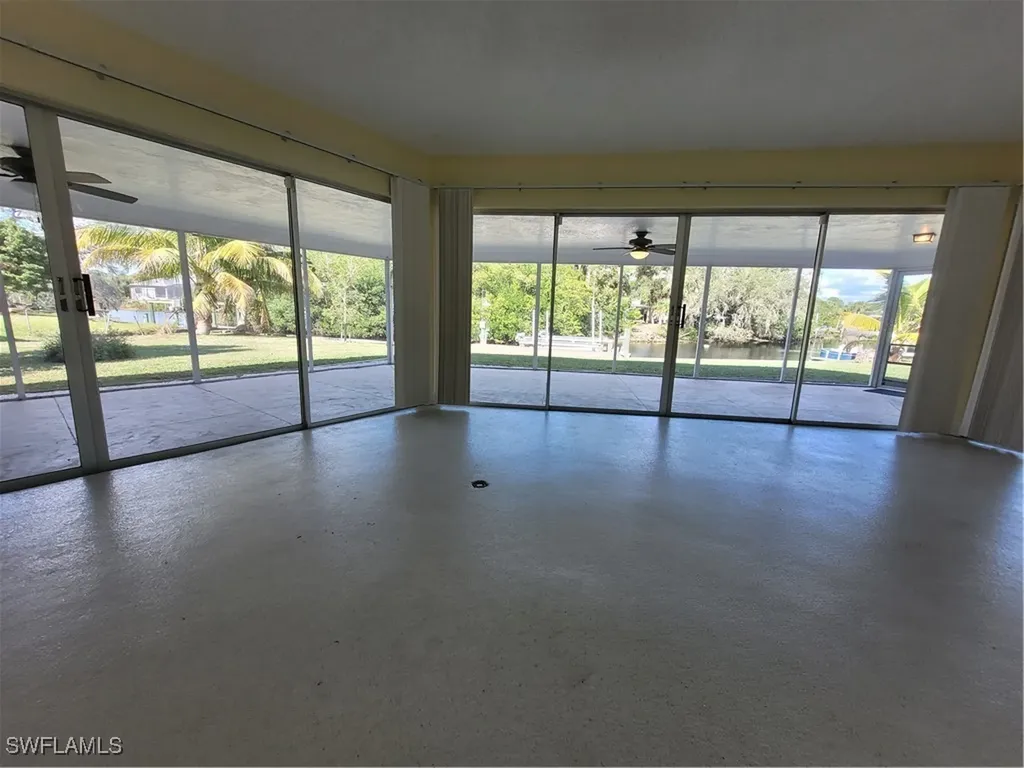 10131 Main Drive Bonita Springs FL 34135