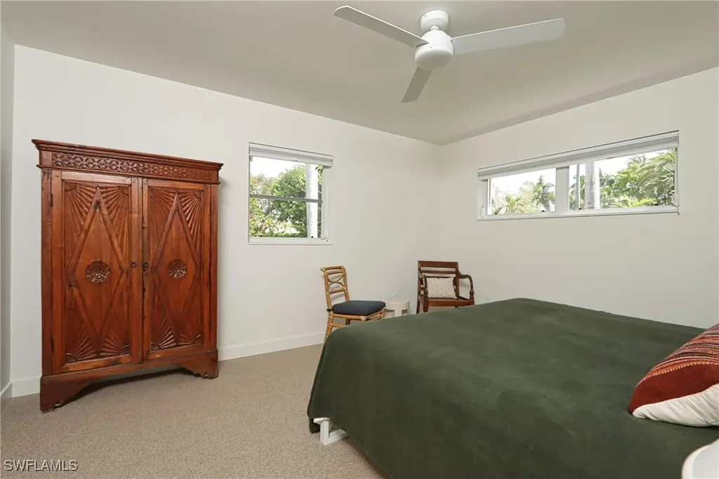 56 Gulf Shore Boulevard S Naples FL 34102