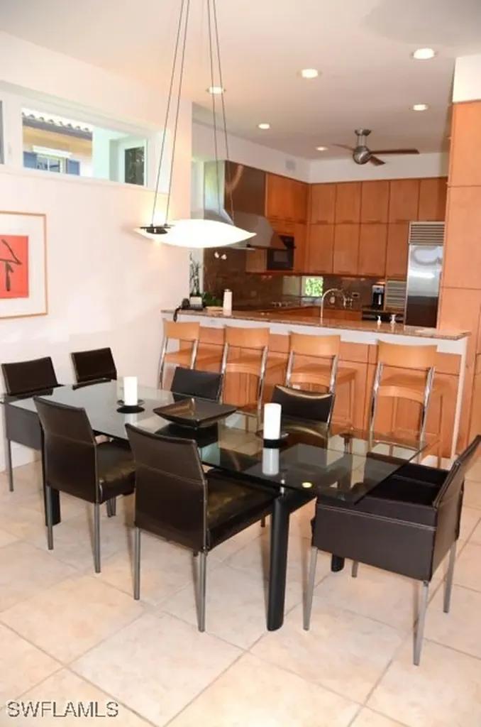 56 Gulf Shore Boulevard S Naples FL 34102