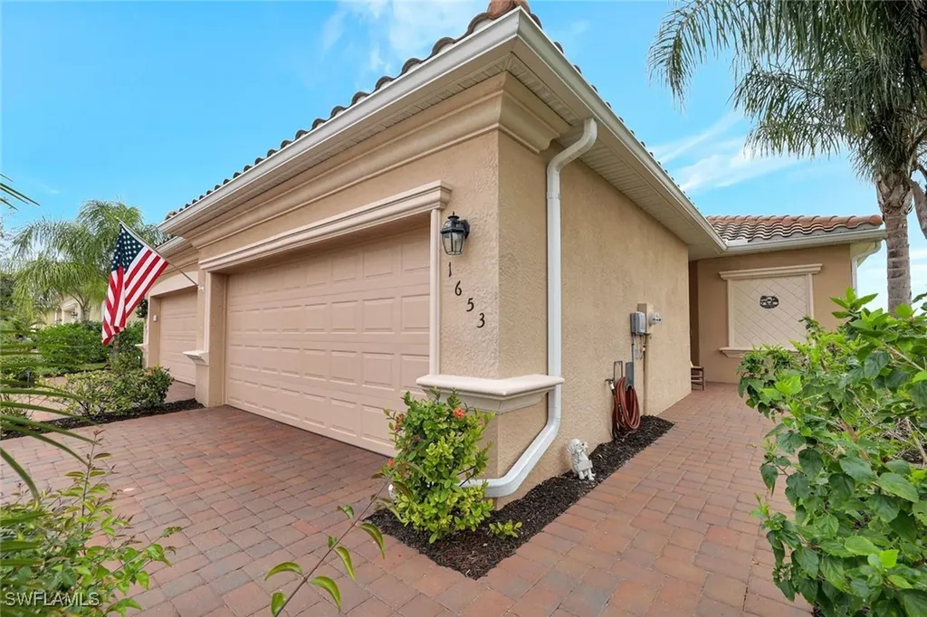 Naples FL, 1653 Alameda Drive