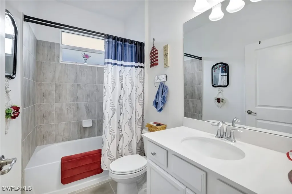 1653 Alameda Drive Naples FL 34120