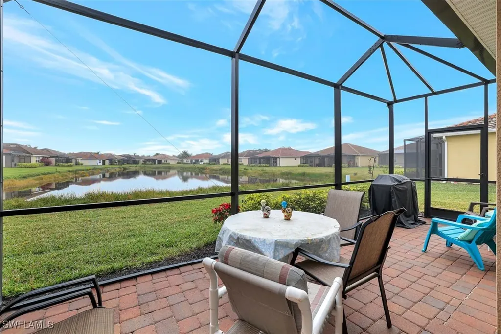 1653 Alameda Drive Naples FL 34120