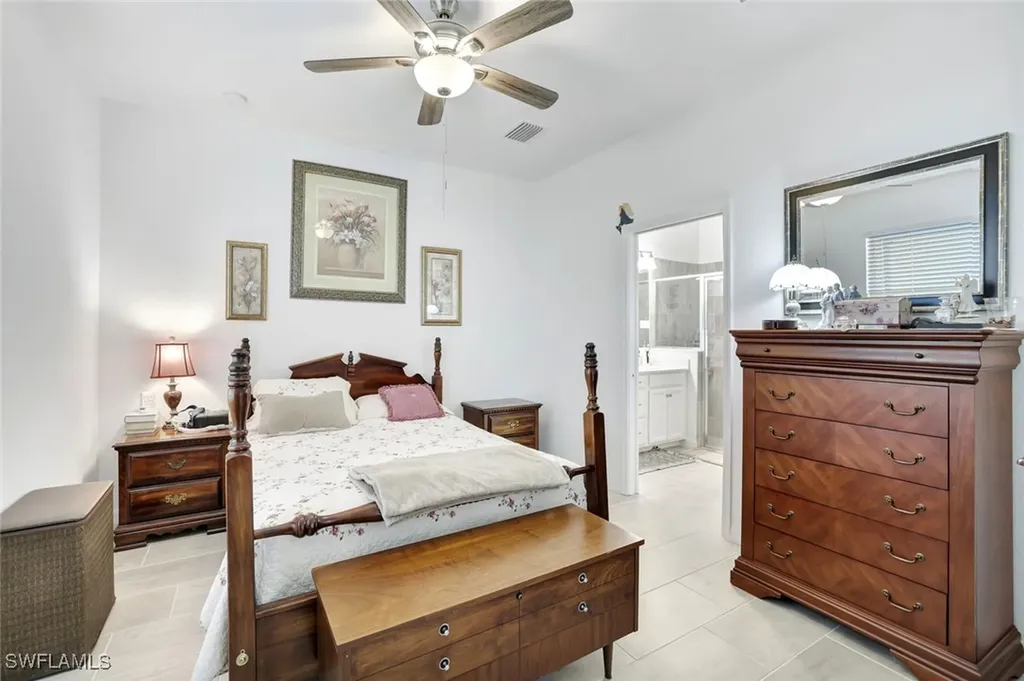 1653 Alameda Drive Naples FL 34120