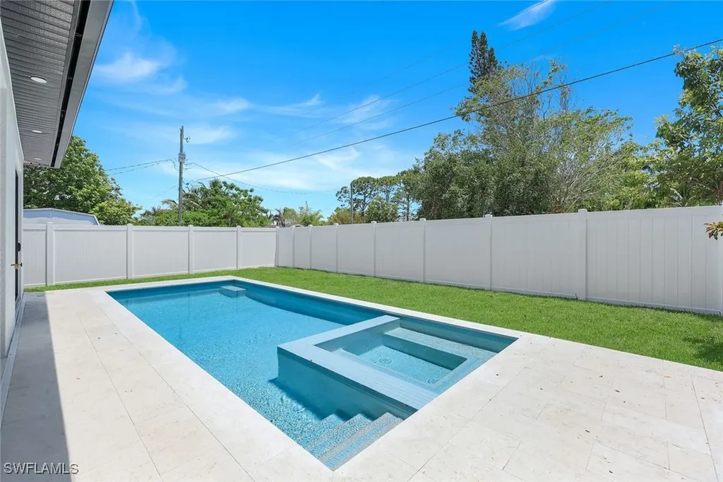 1312 Trail Terrace Drive Naples FL 34103