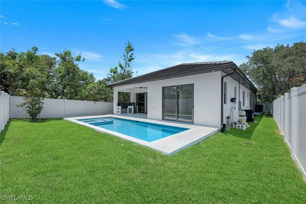 1312 Trail Terrace Drive Naples FL 34103