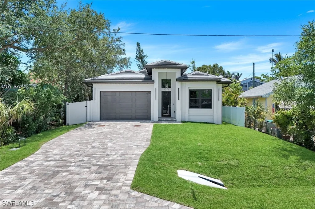 1312 Trail Terrace Drive Naples FL 34103