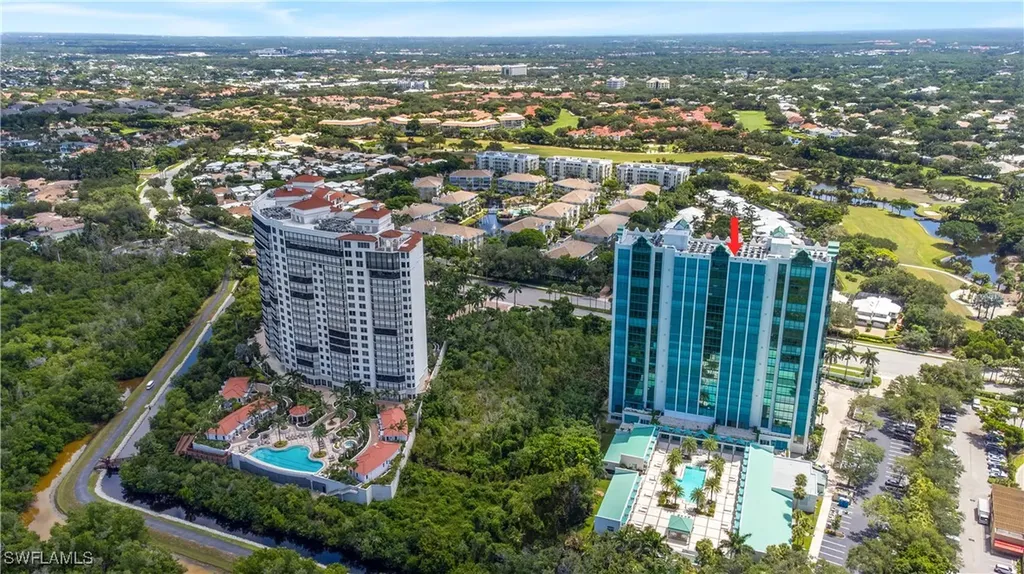 7515 Pelican Bay Boulevard Naples FL 34108