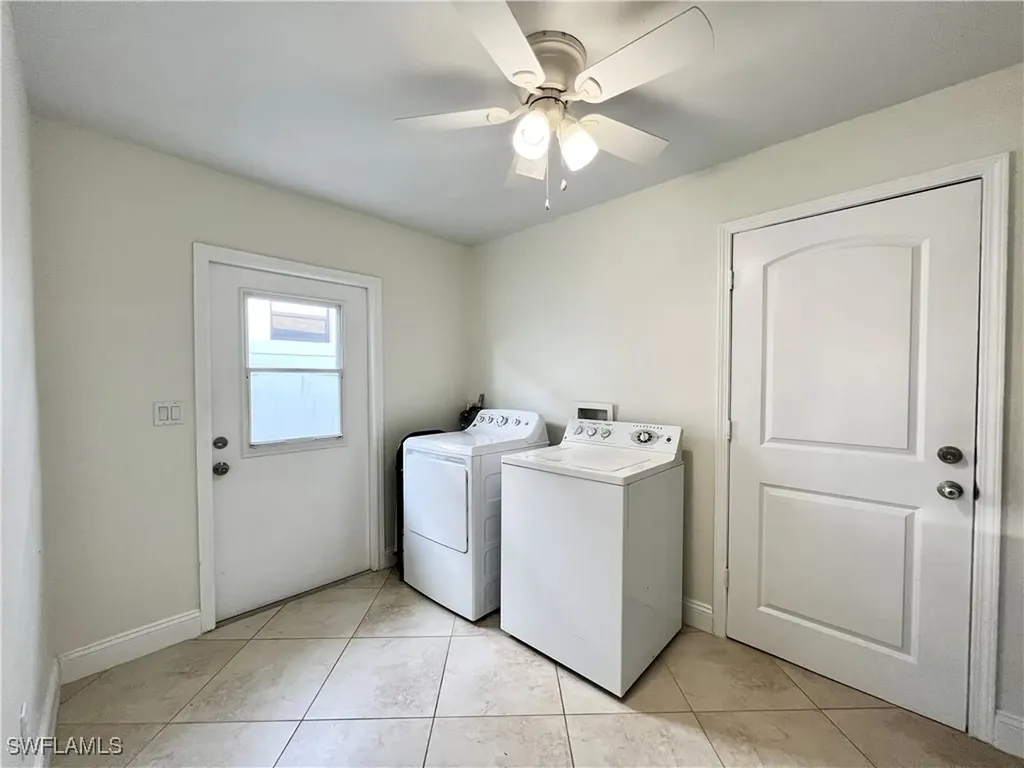 771 94th Avenue N Naples FL 34108