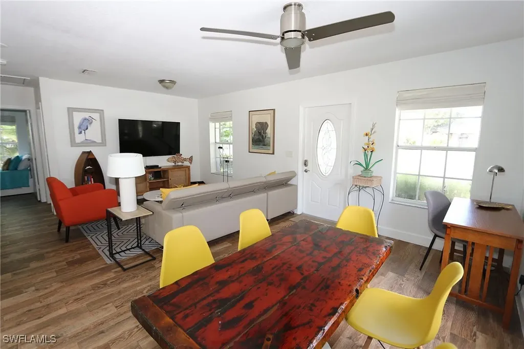 714 11th Street N Naples FL 34102