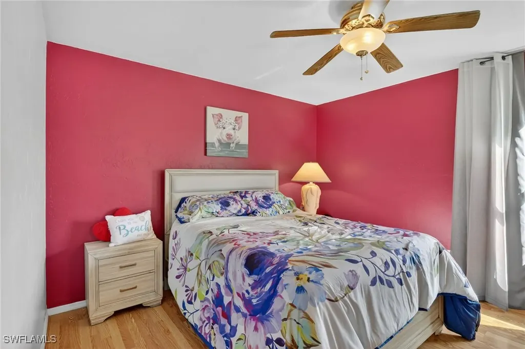 1105 SW 11th Place Cape Coral FL 33991