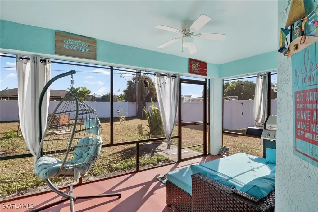 1105 SW 11th Place Cape Coral FL 33991