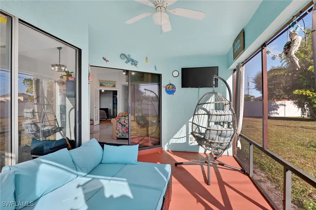 1105 SW 11th Place Cape Coral FL 33991