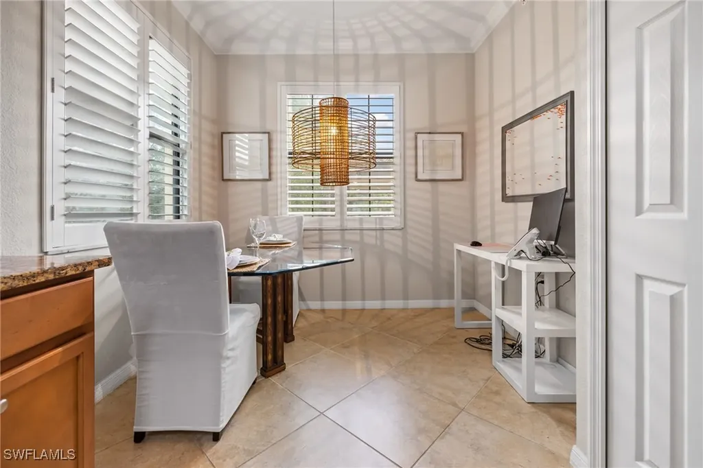 9735 Acqua Court Naples FL 34113