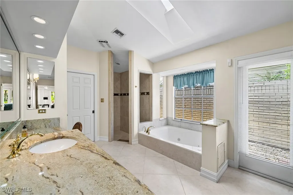 547 Devils Lane Naples FL 34103