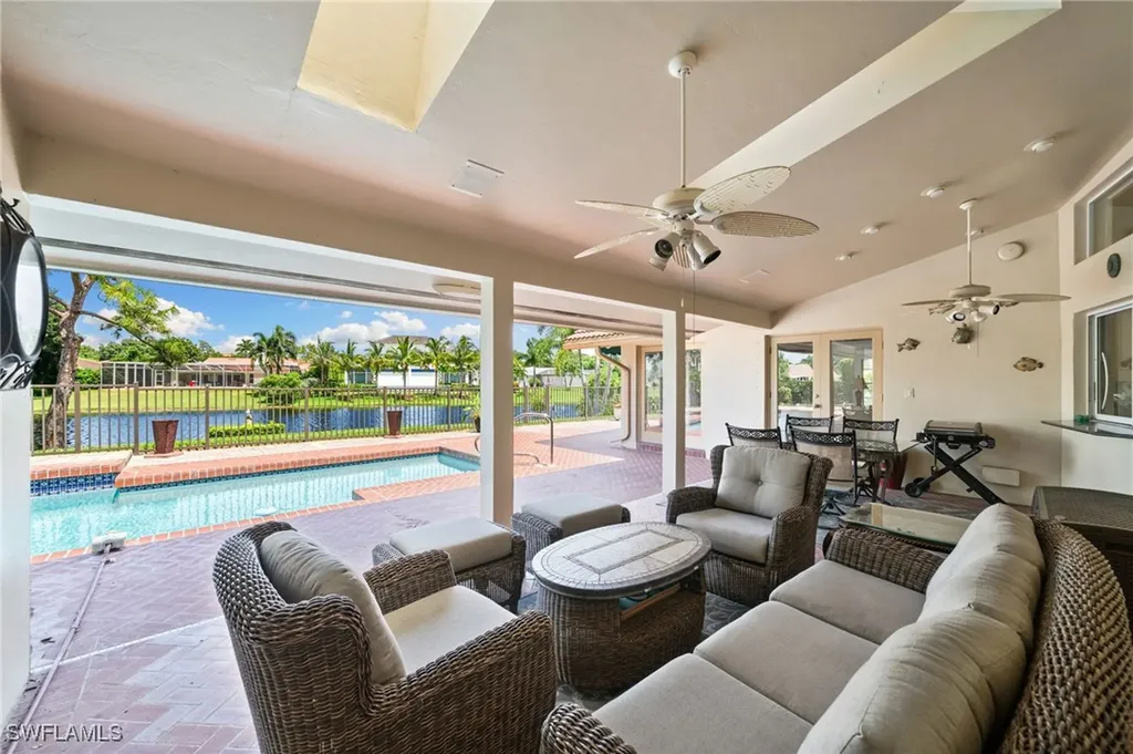 547 Devils Lane Naples FL 34103