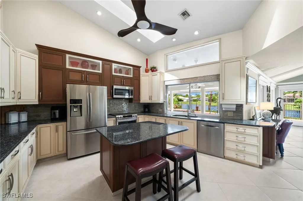 547 Devils Lane Naples FL 34103