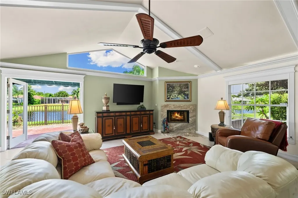 547 Devils Lane Naples FL 34103