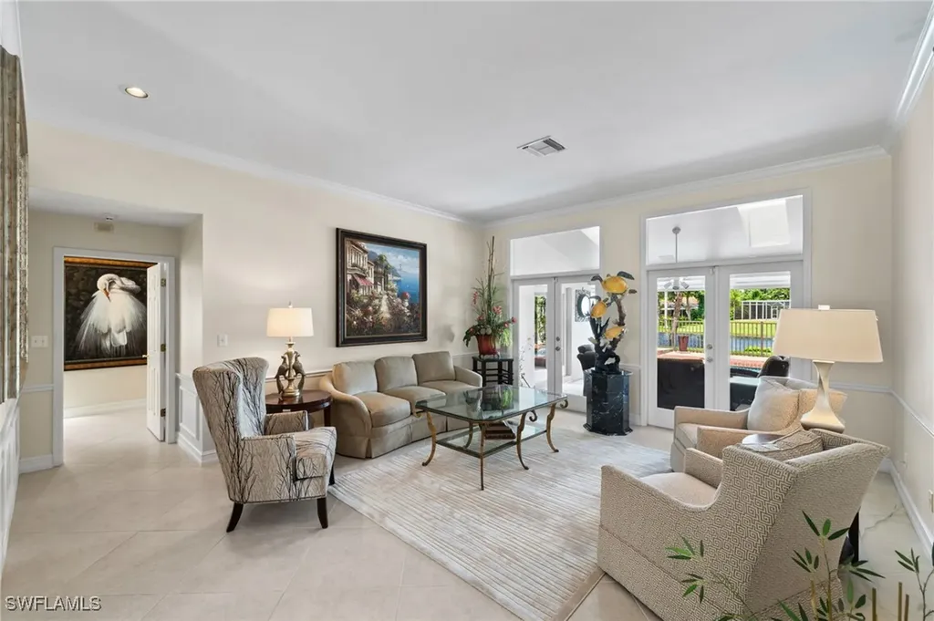 547 Devils Lane Naples FL 34103