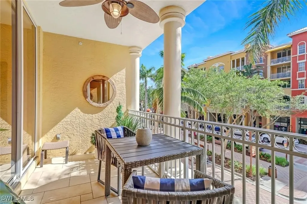410 Bayfront Place Naples FL 34102