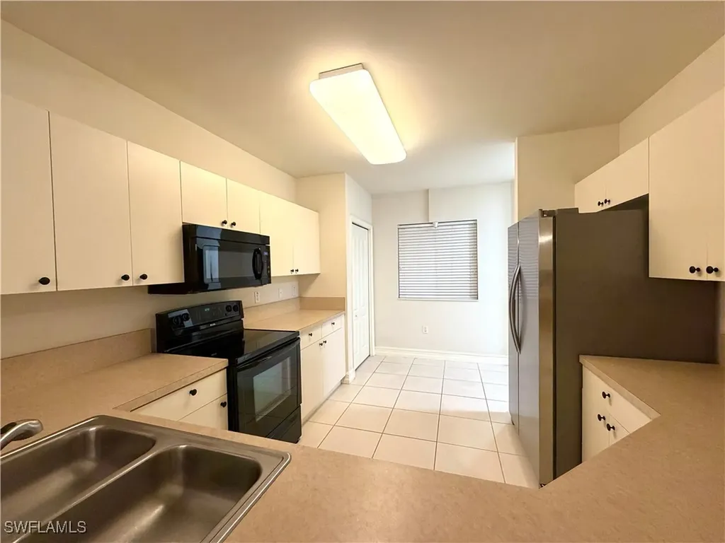 7819 Regal Heron Circle Naples FL 34104