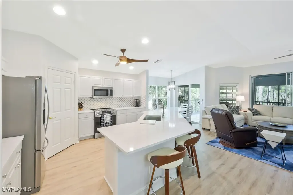 905 Carrick Bend Circle Naples FL 34110