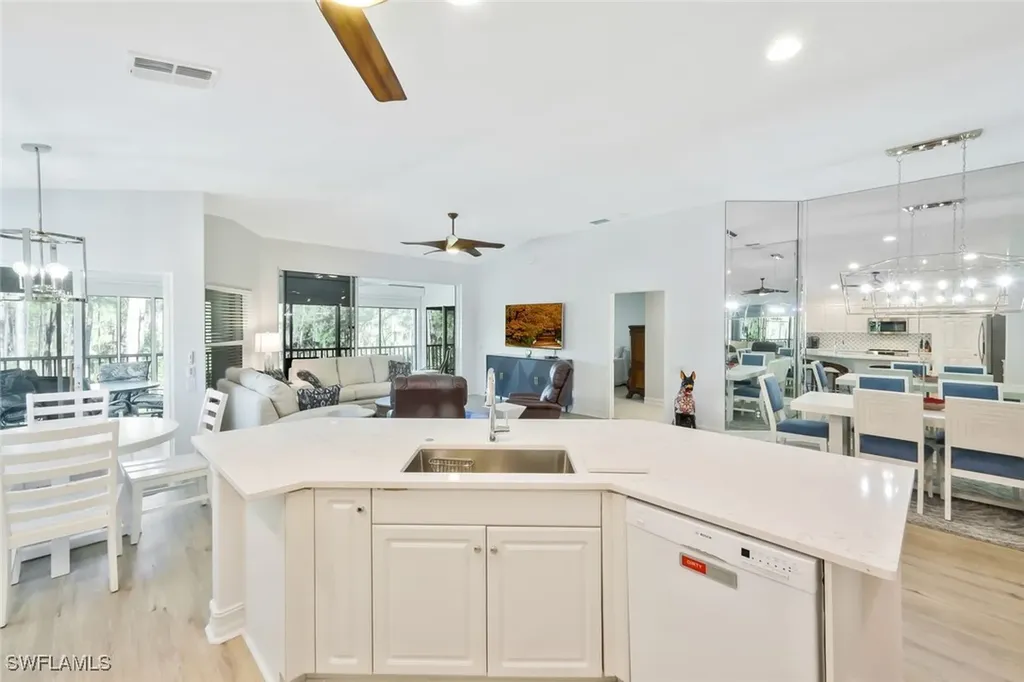 905 Carrick Bend Circle Naples FL 34110