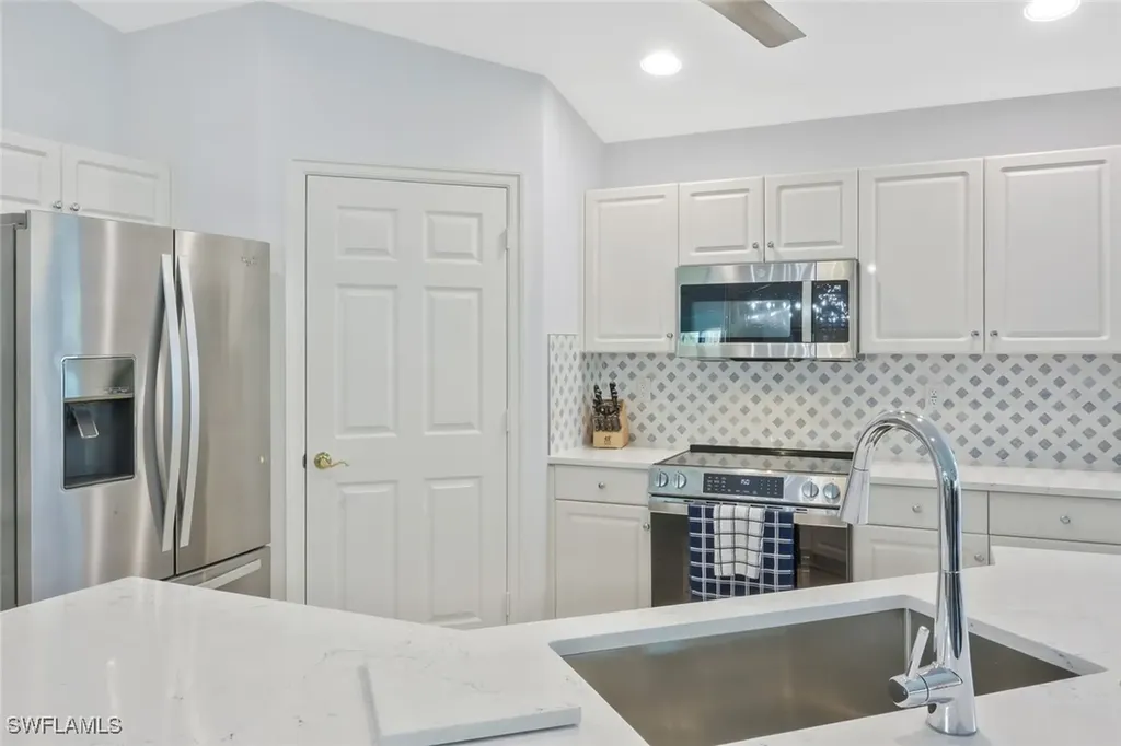 905 Carrick Bend Circle Naples FL 34110