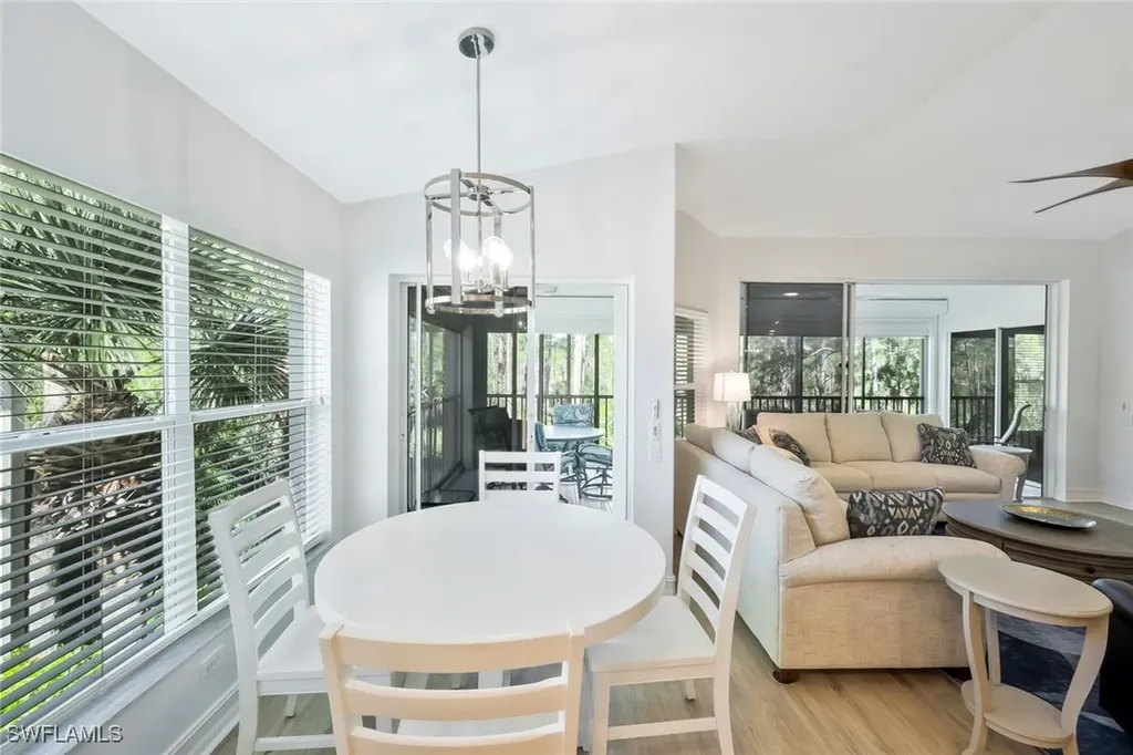 905 Carrick Bend Circle Naples FL 34110