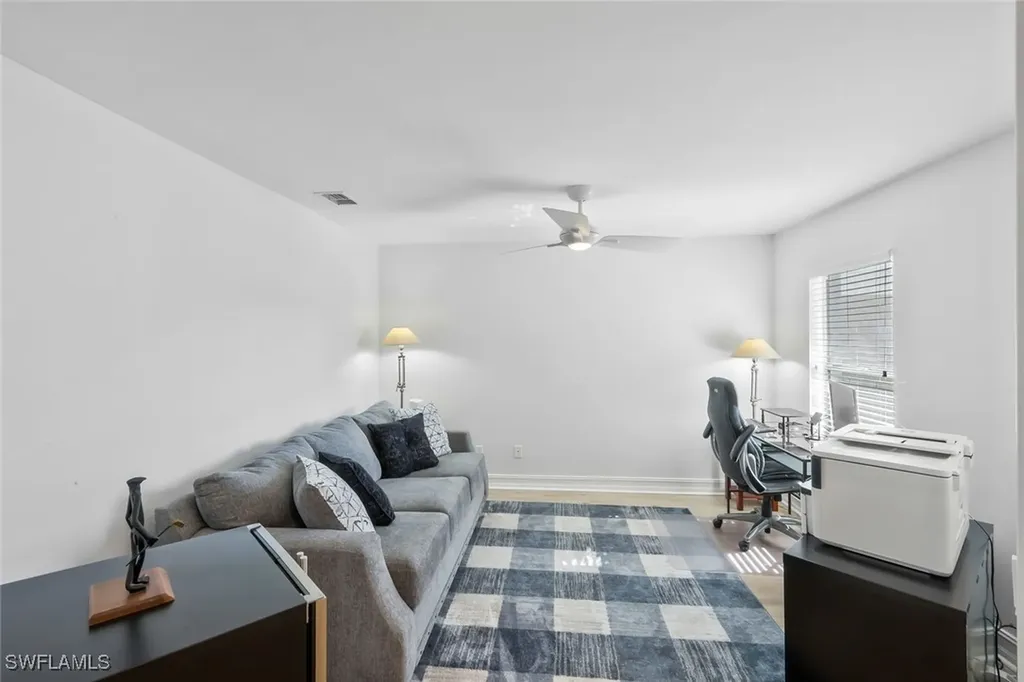 905 Carrick Bend Circle Naples FL 34110